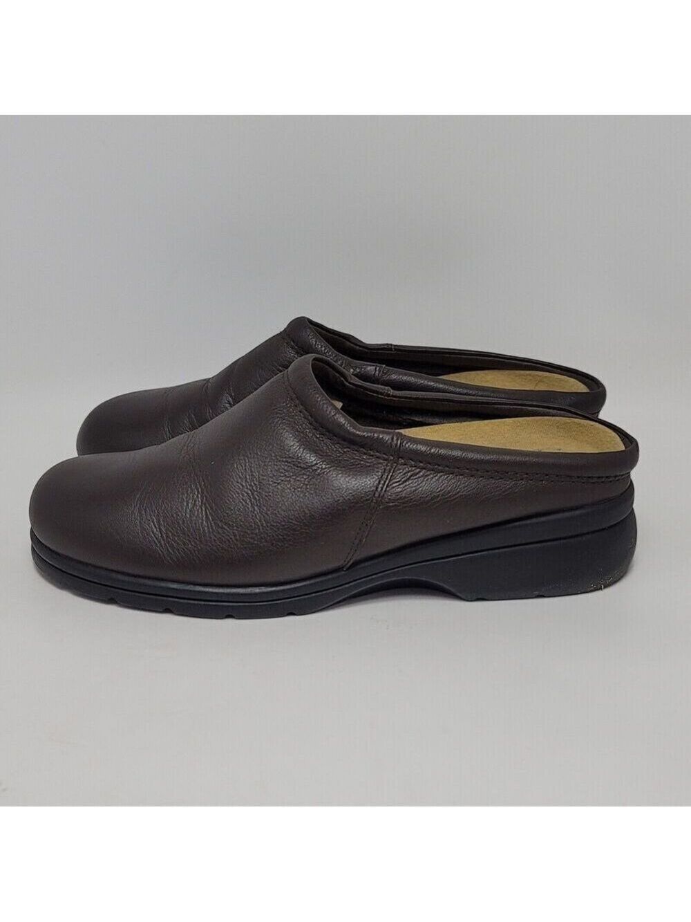 Cobbie Cuddlers Womens Brown Leather Clogs Slip On Shoes Size 9.5